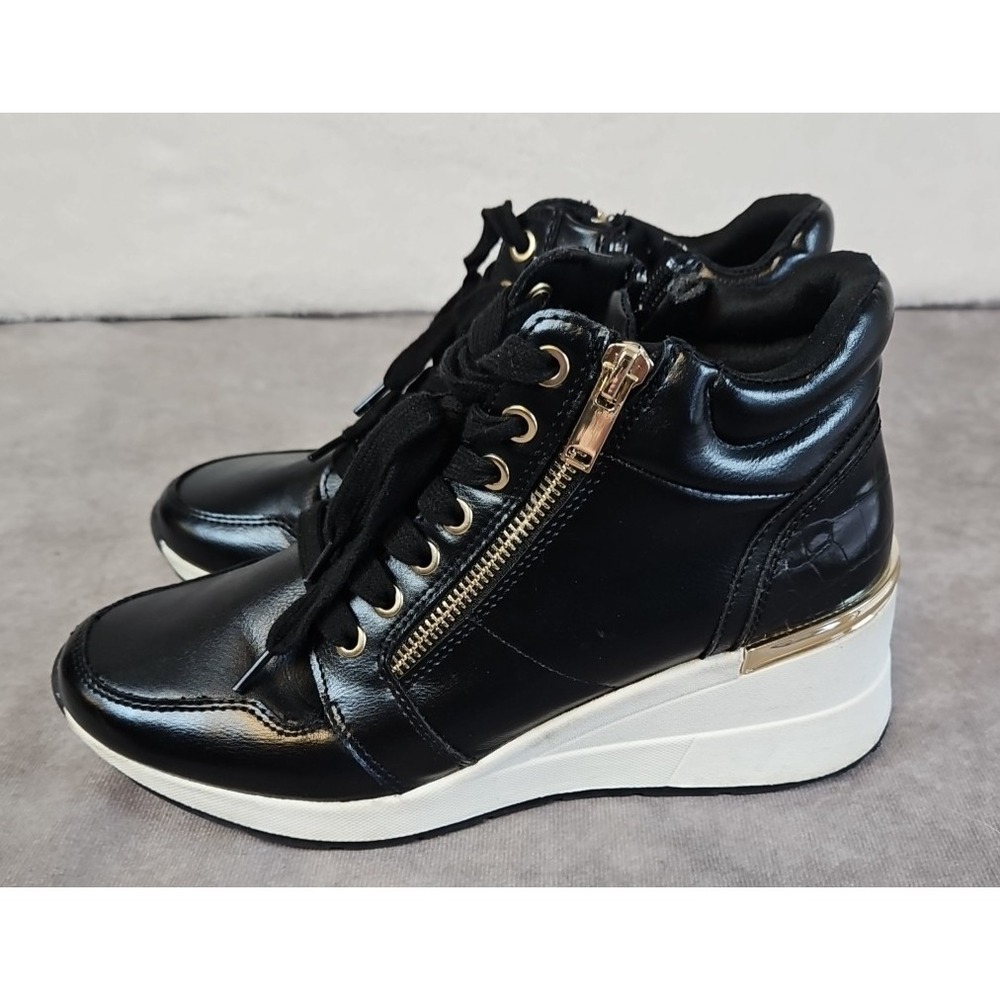 Aldo 3" Platform Black Sneaker Bootie Zipper Women's Size 7.5